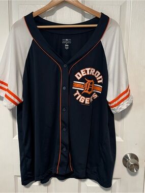 Genuine Merchandise Detroit Tigers Navy and White Button-Up Jersey 2X women’s